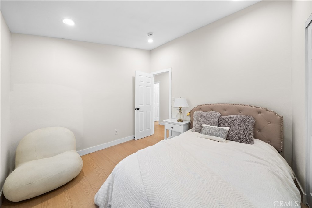 2431 Santa Ysabel Avenue