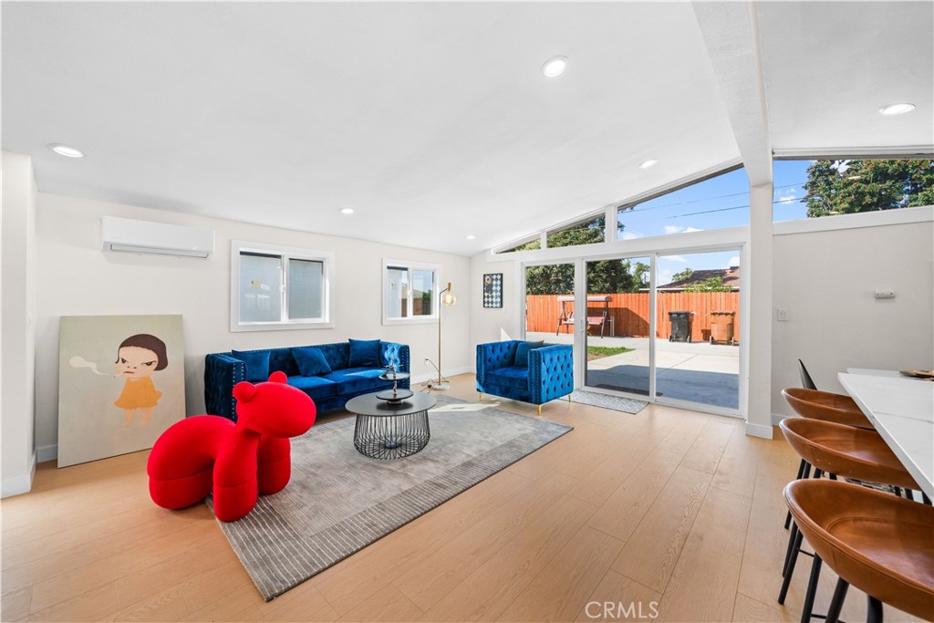 2431 Santa Ysabel Avenue