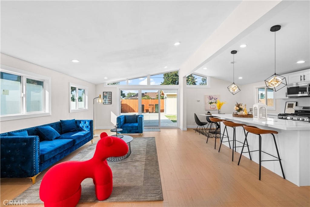 2431 Santa Ysabel Avenue