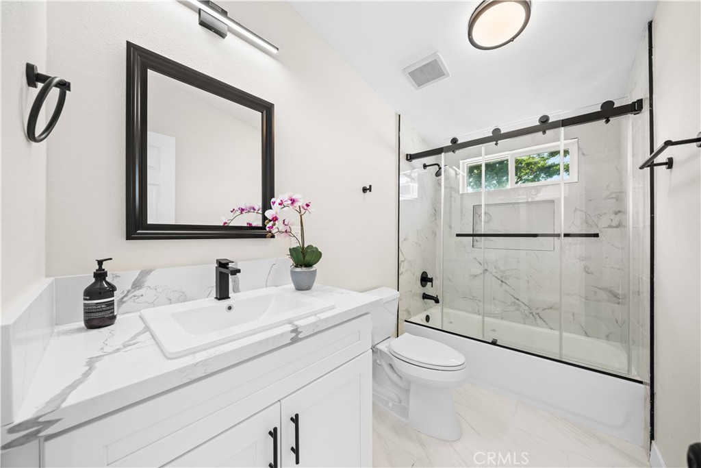 2431 Santa Ysabel Avenue