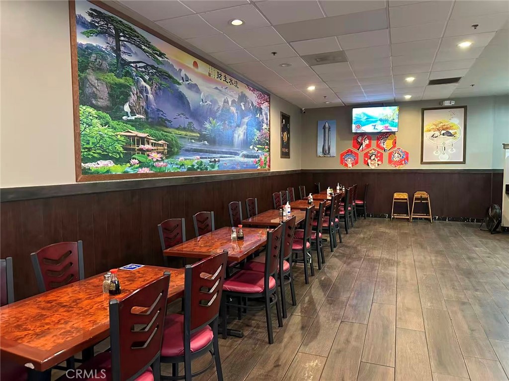 12920 Hawthorne Blvd 103