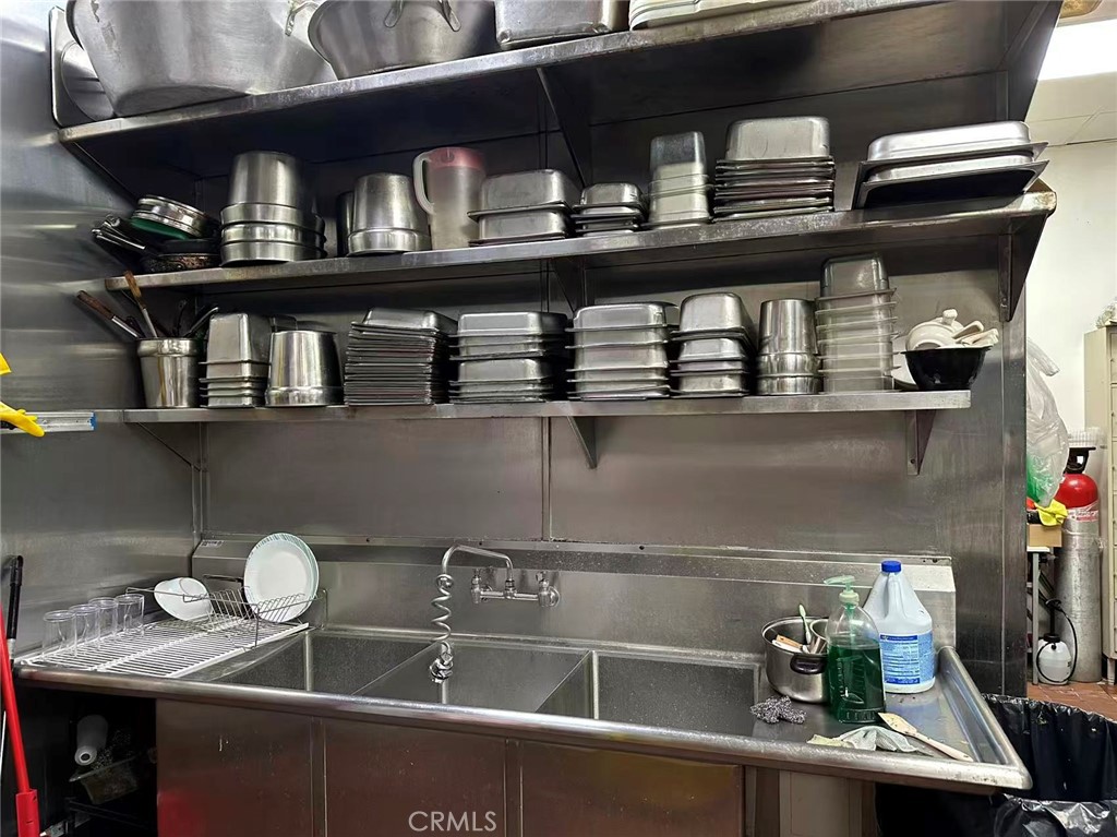 12920 Hawthorne Blvd 103