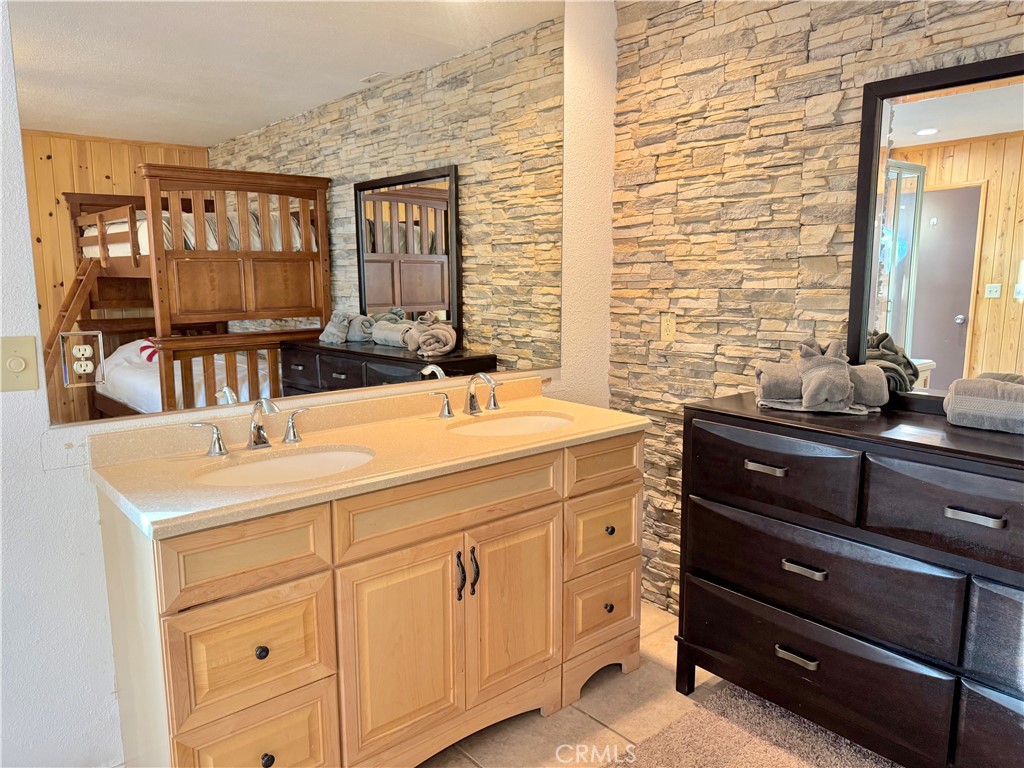 39050 Willow Landing