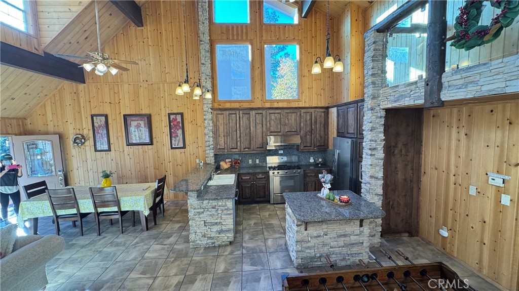 39050 Willow Landing