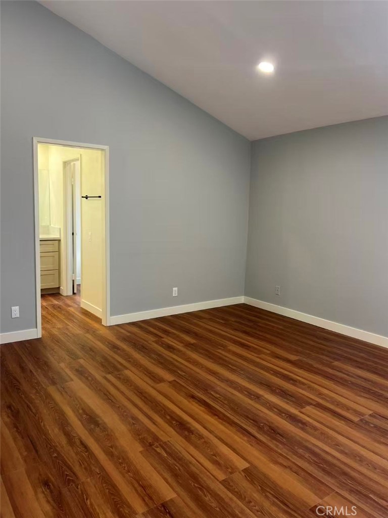 239 LINWOOD Avenue E