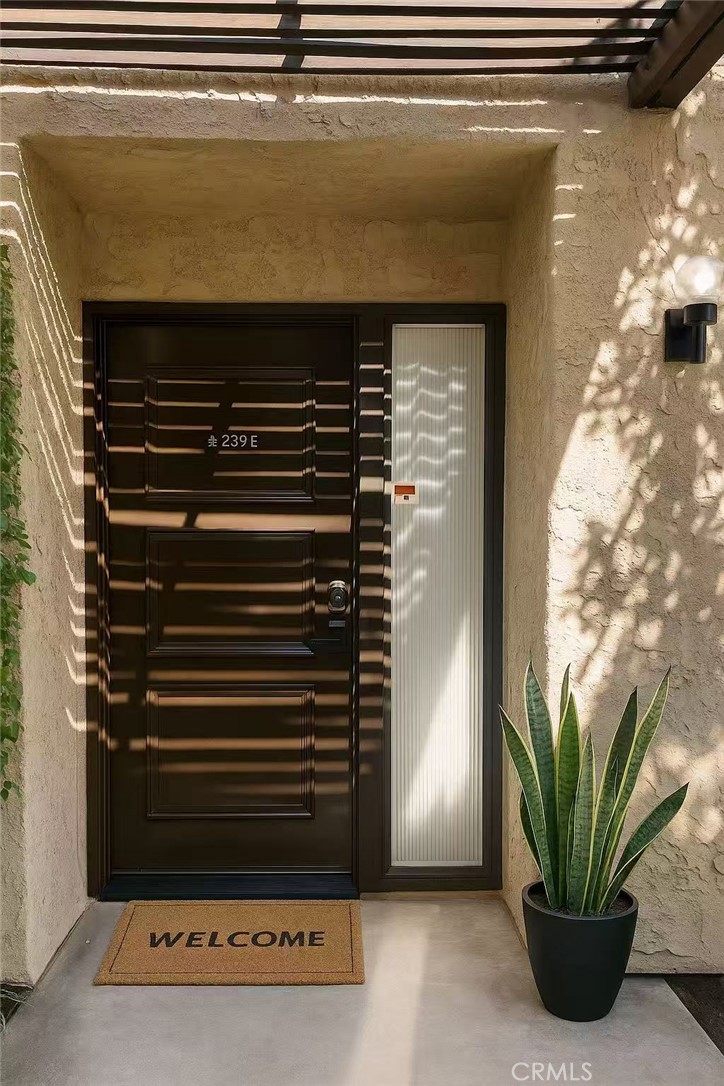 239 LINWOOD Avenue E