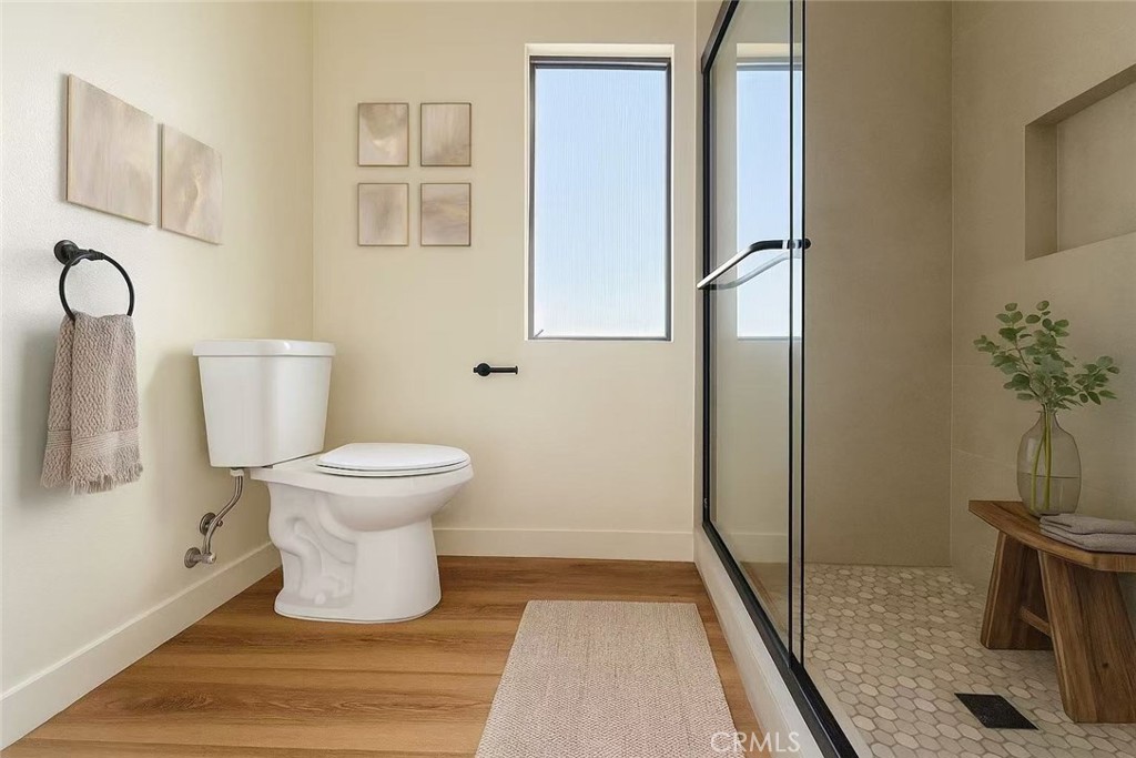 239 LINWOOD Avenue E