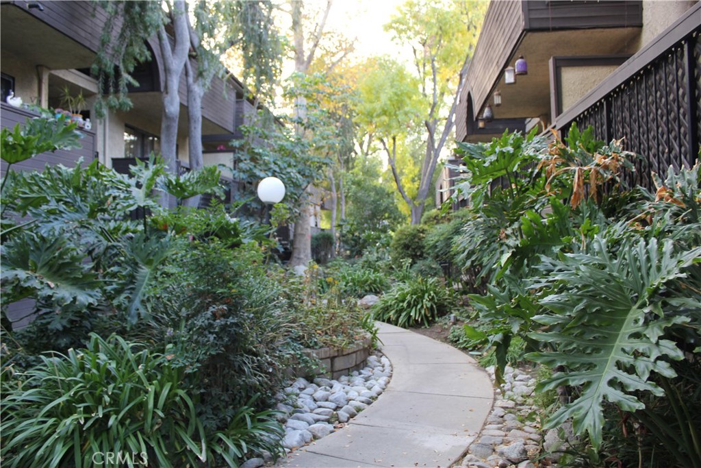 7304 Corbin Avenue F