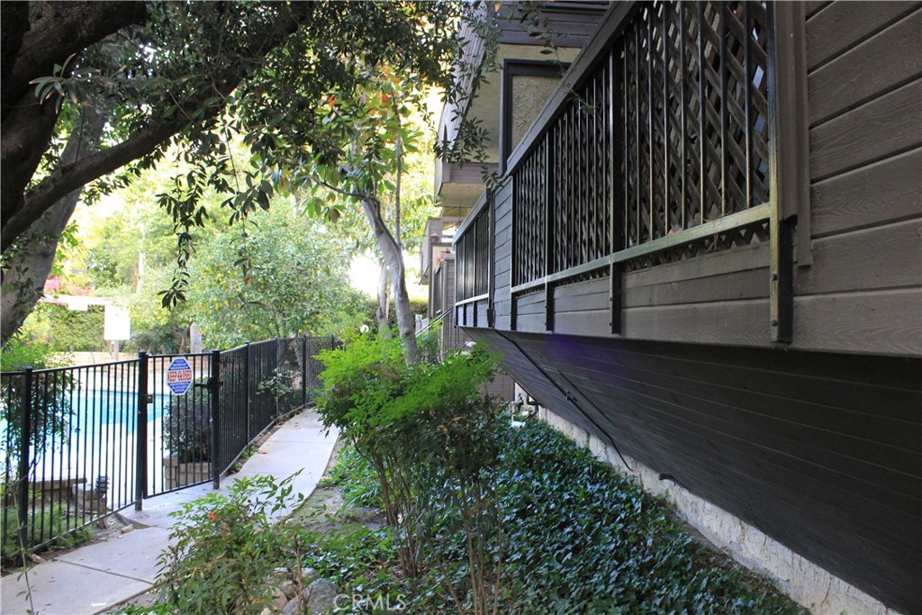 7304 Corbin Avenue F