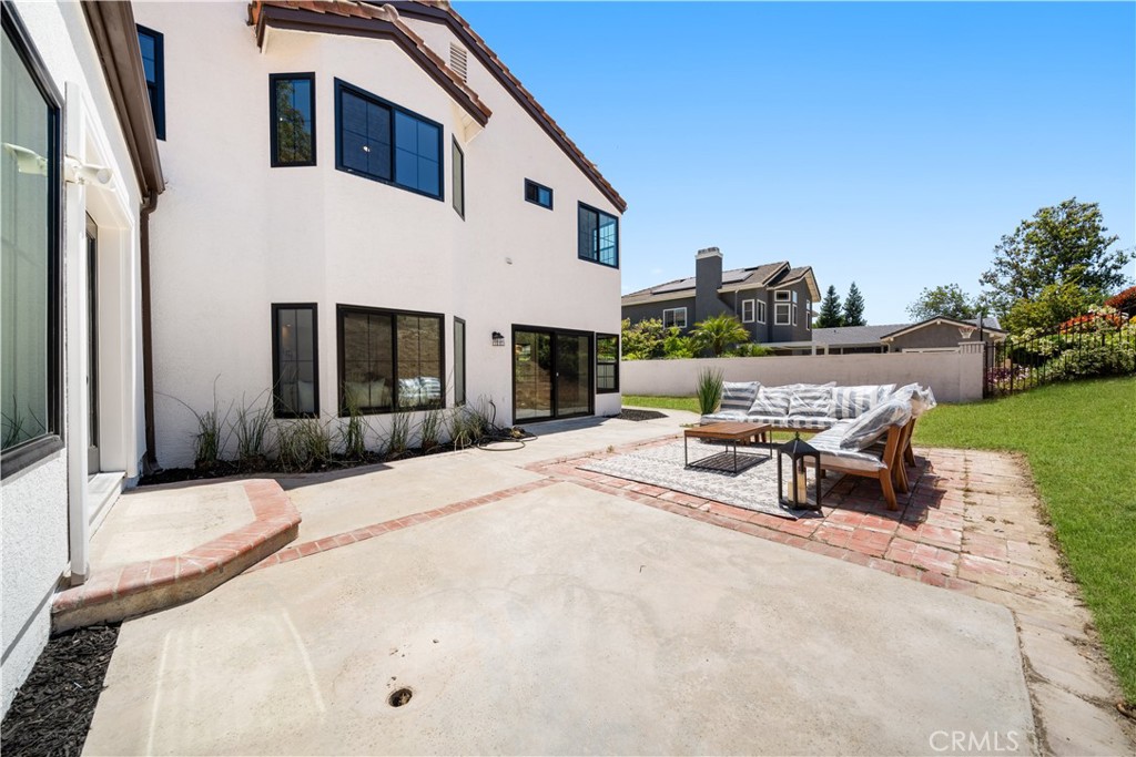 22011 La Puente Road