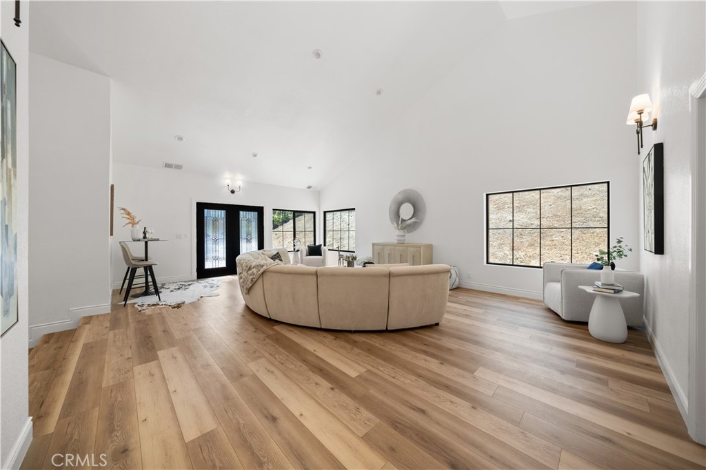 22011 La Puente Road