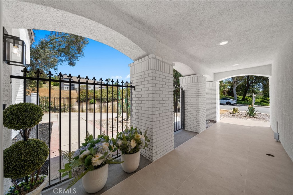 22011 La Puente Road