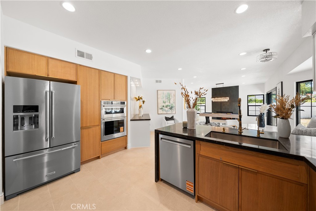 22011 La Puente Road