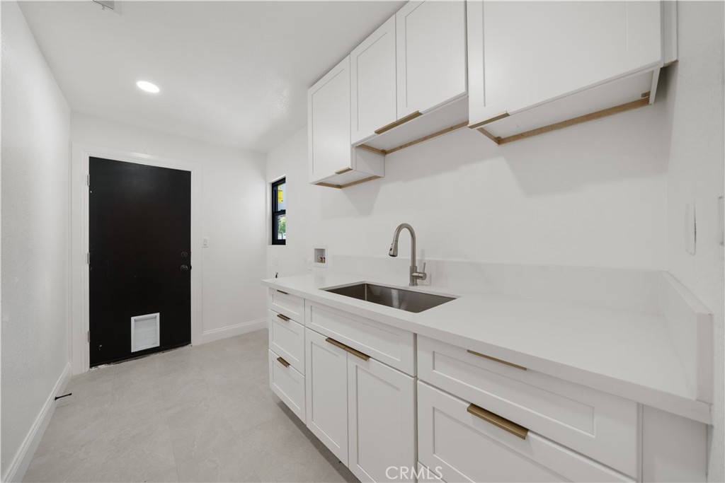 22011 La Puente Road