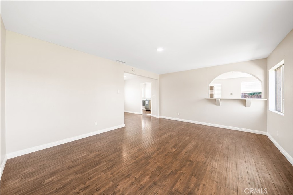 4724 Durfee