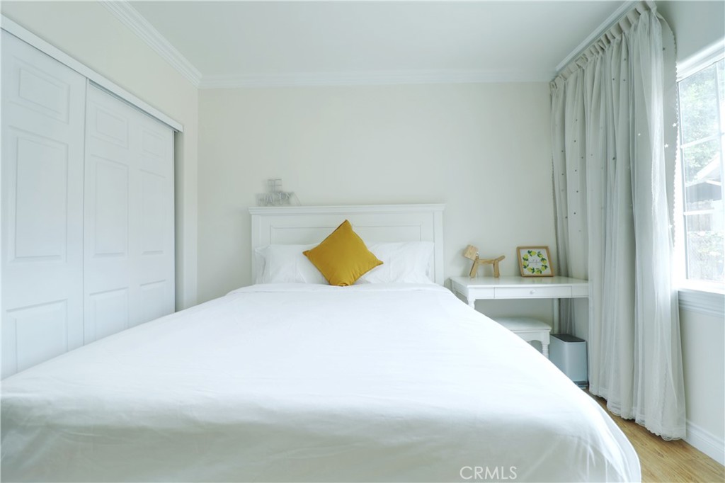 3457 E Del Mar Boulevard