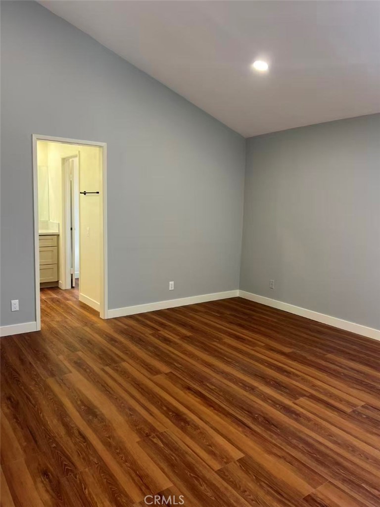 239 LINWOOD Avenue E