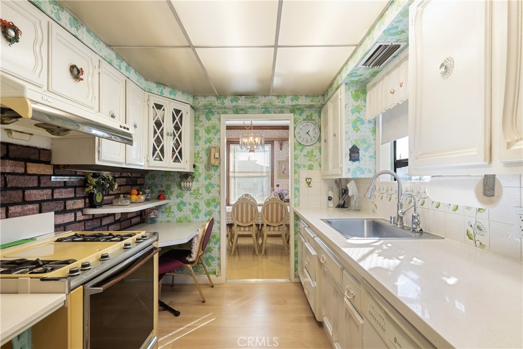 10721 Arrowood Street