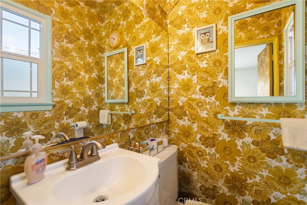 10721 Arrowood Street