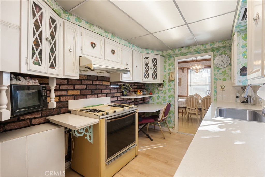 10721 Arrowood Street