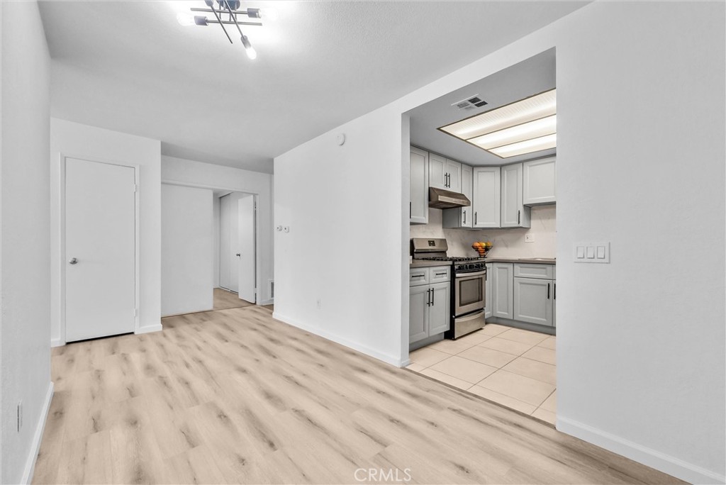 13388 Wisteria Place