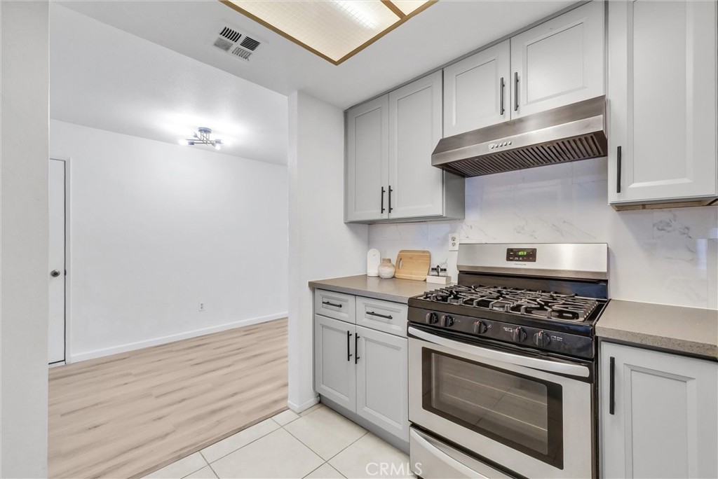 13388 Wisteria Place