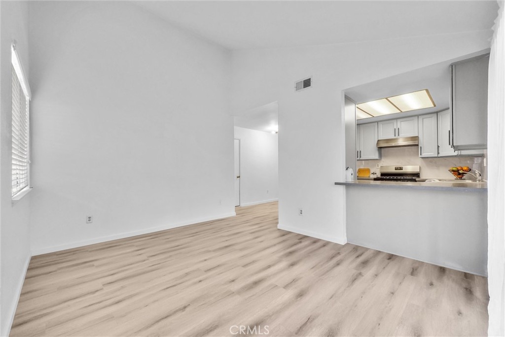 13388 Wisteria Place