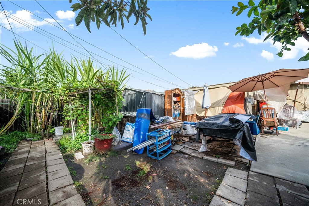 2413 Bartlett Avenue