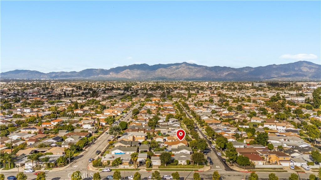 2413 Bartlett Avenue