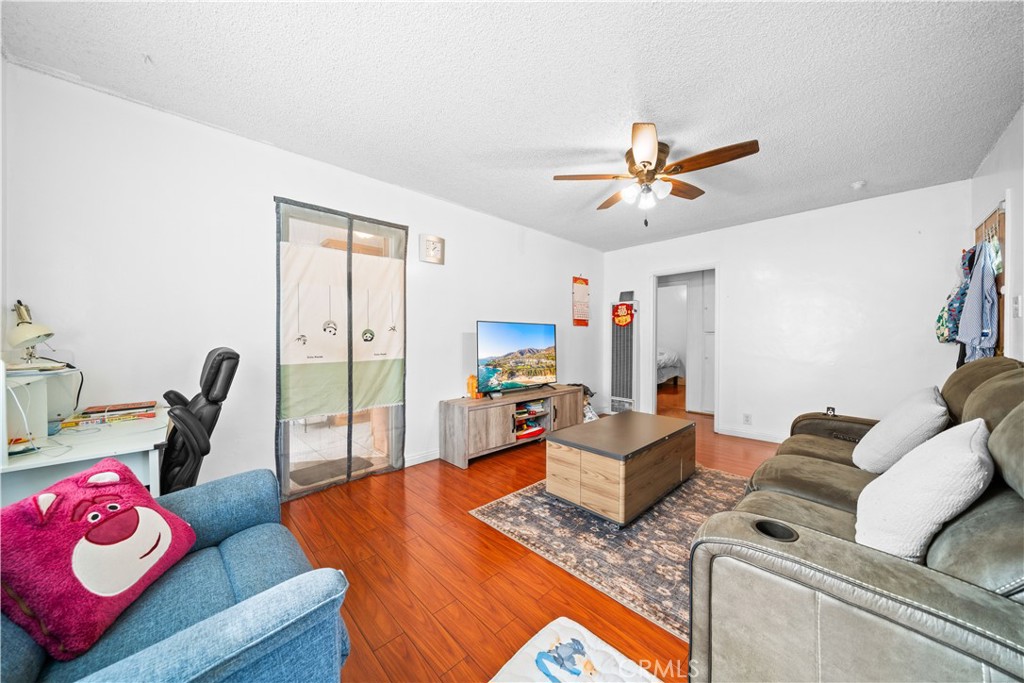 2413 Bartlett Avenue