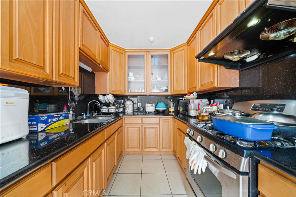 2413 Bartlett Avenue