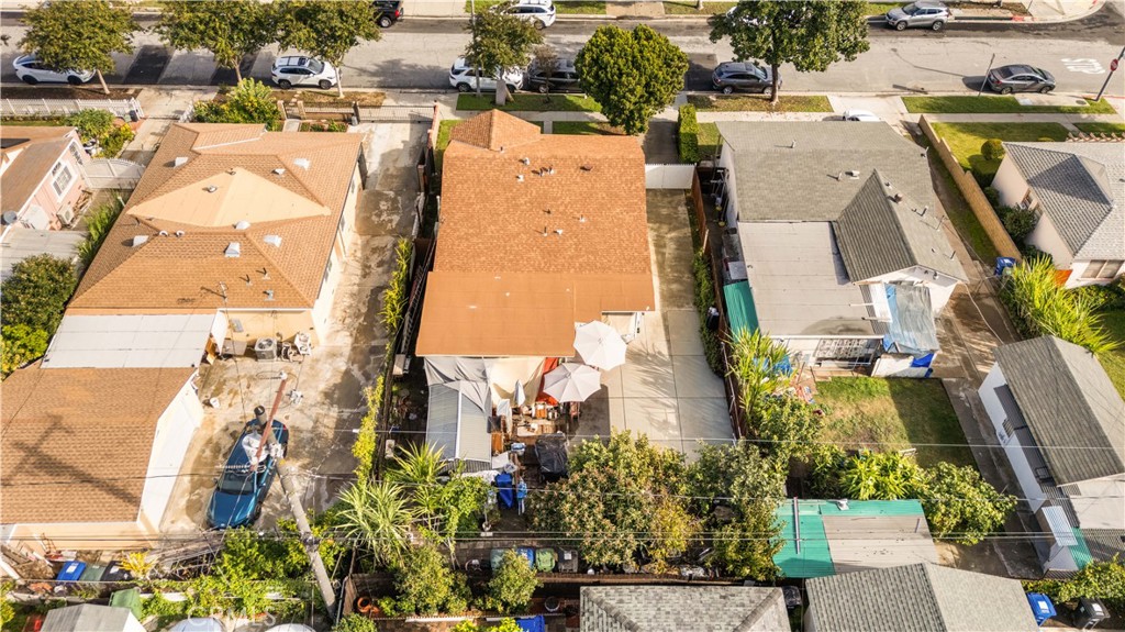 2413 Bartlett Avenue