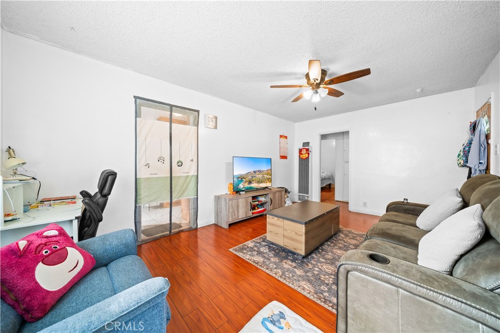 2413 Bartlett Avenue