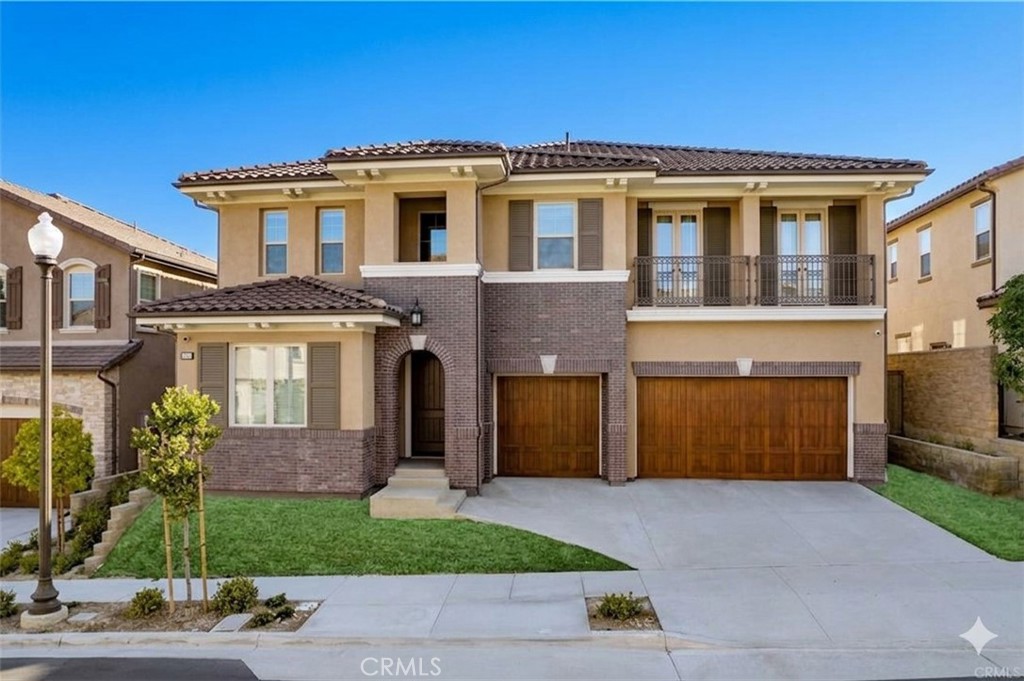 5502 Heritage Oak