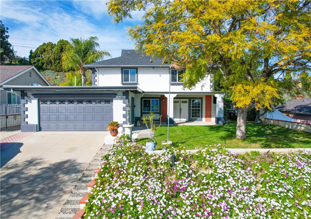2118 Tierra Loma