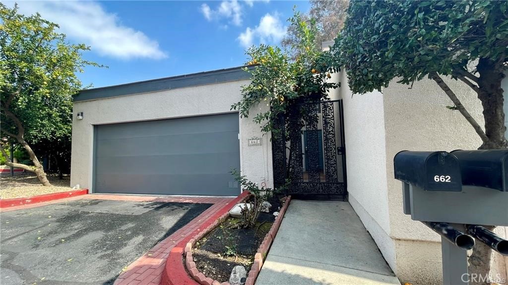 662 E Workman Street