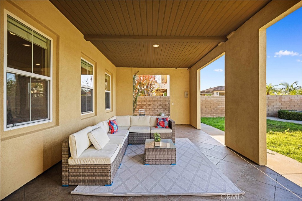 19679 Highland Terrace