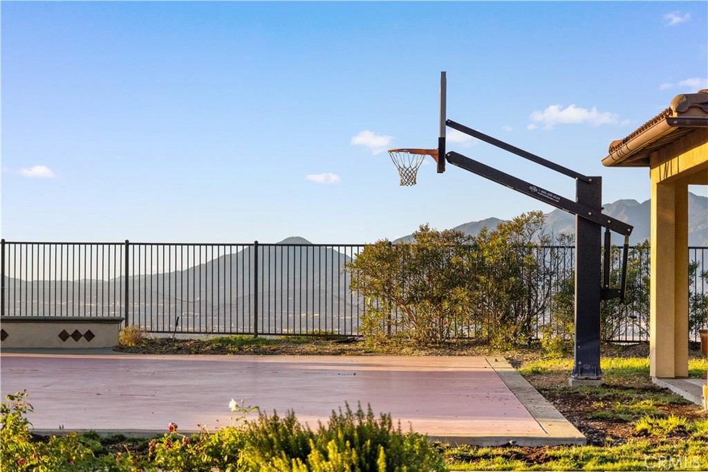 19679 Highland Terrace