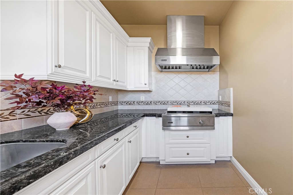 19679 Highland Terrace