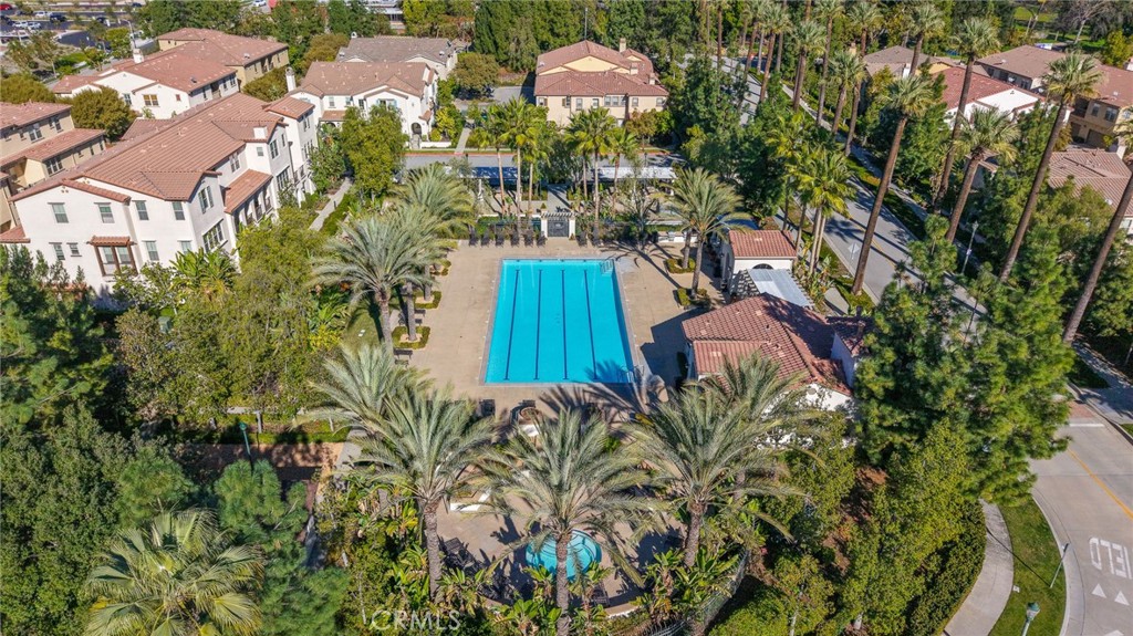 827 E Promenade E