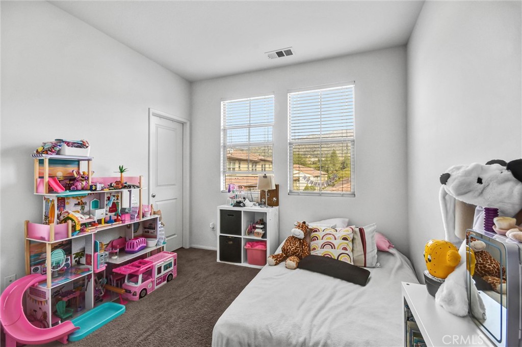 827 E Promenade E