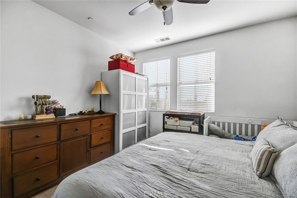 827 E Promenade E
