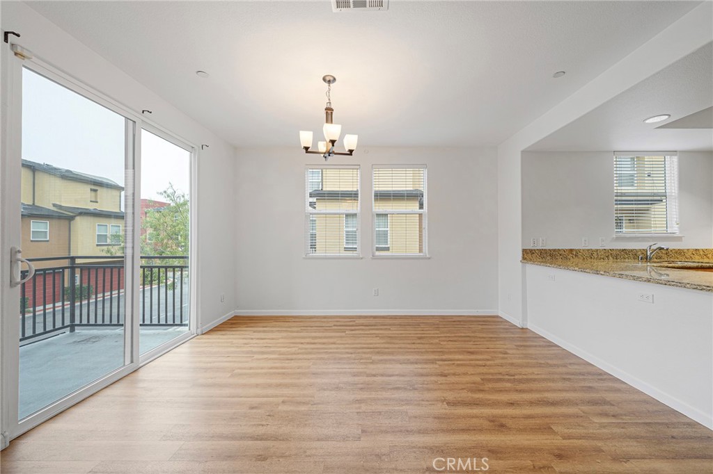 8620 Belford Ave 501