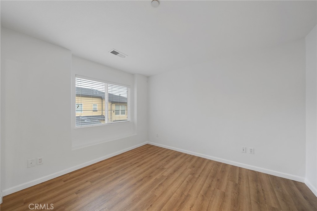 8620 Belford Ave 501