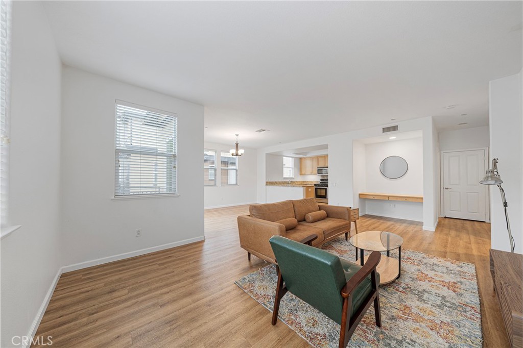 8620 Belford Ave 501