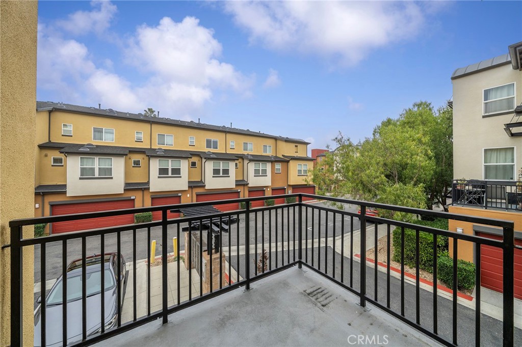 8620 Belford Ave 501