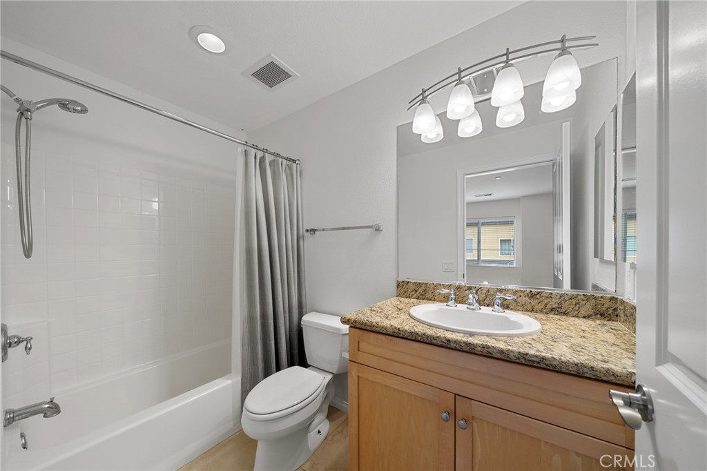 8620 Belford Ave 501