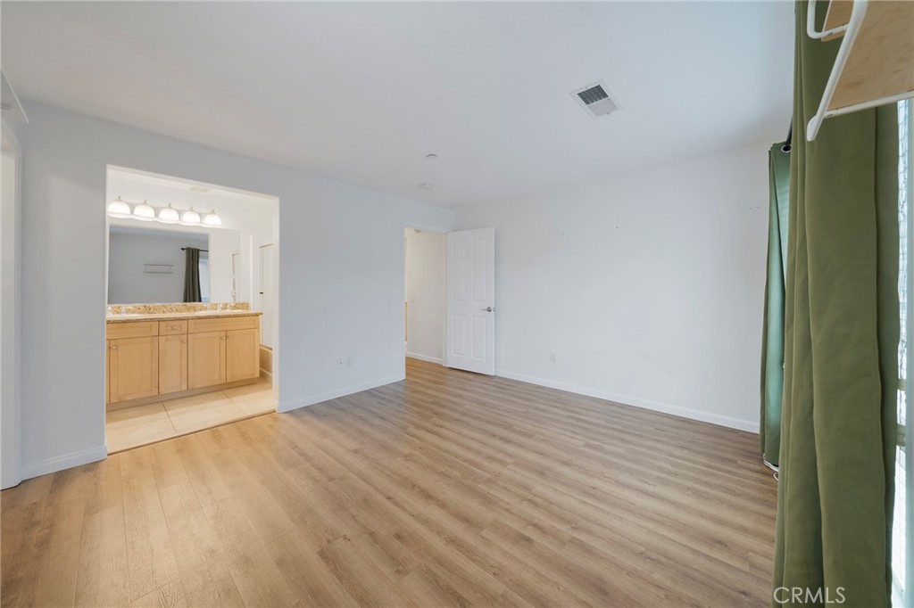 8620 Belford Ave 501