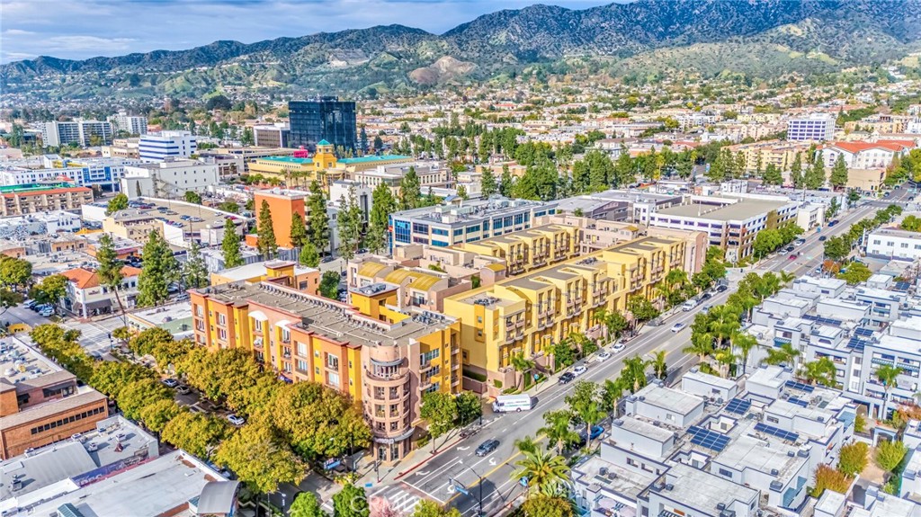 201 E Angeleno Avenue 206