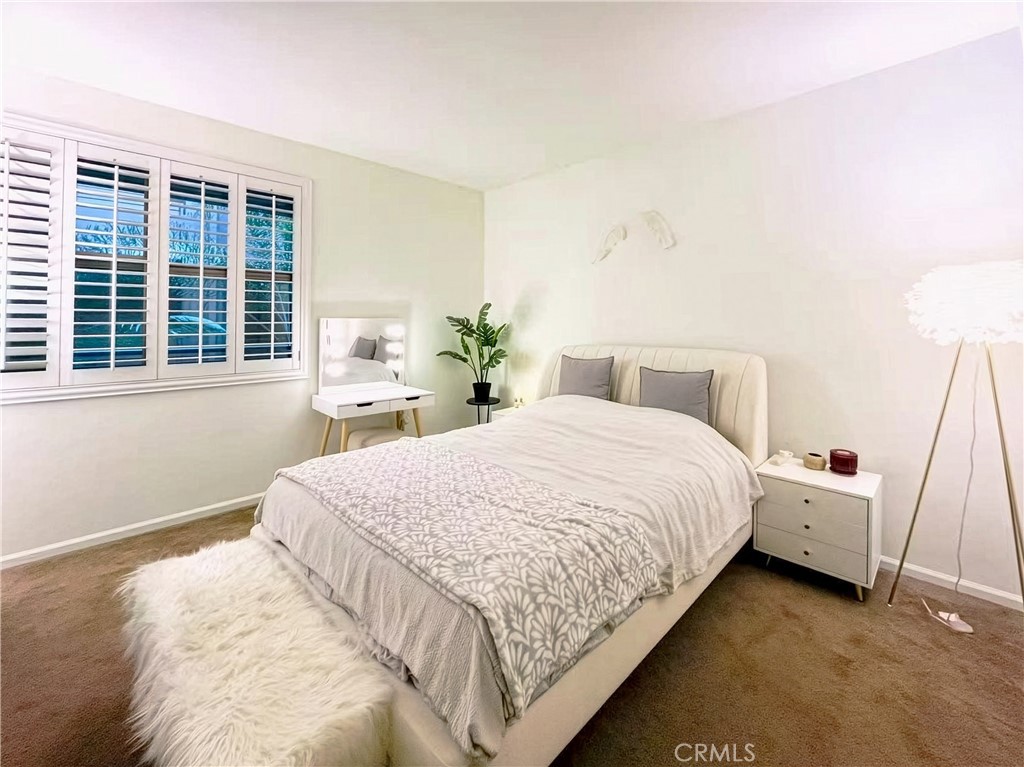 201 E Angeleno Avenue 206